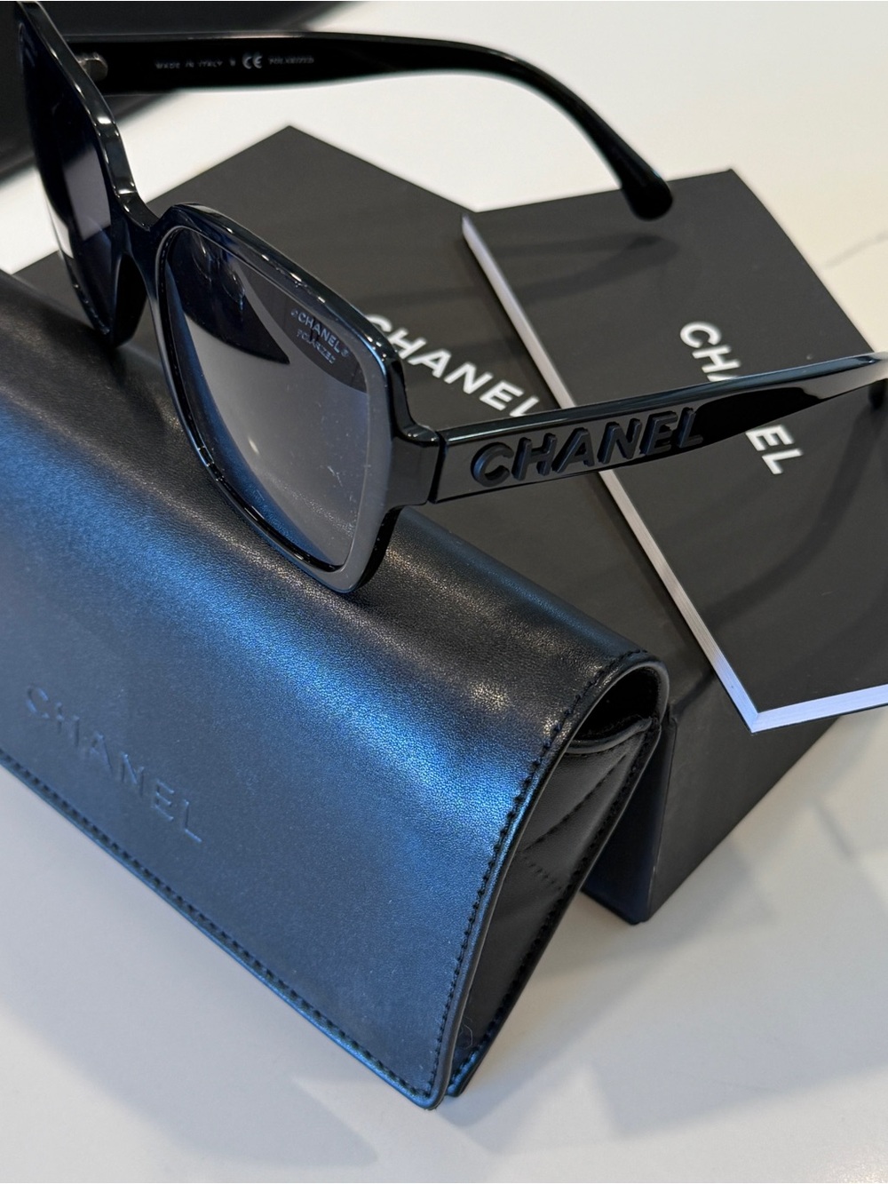 CHANEL Black Logo Temple Sunglasses